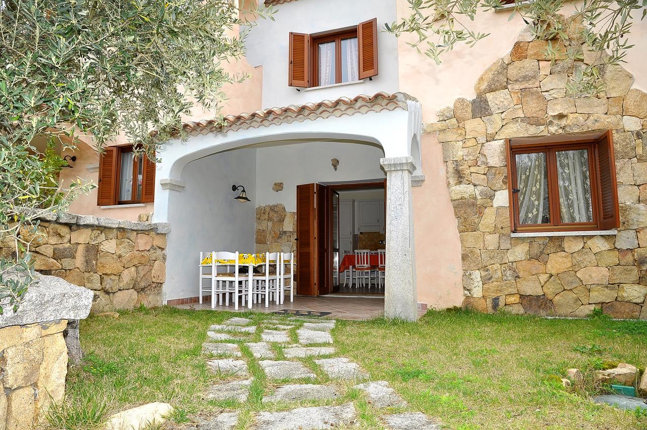 Villa I Ginepri Budoni Bagian luar foto