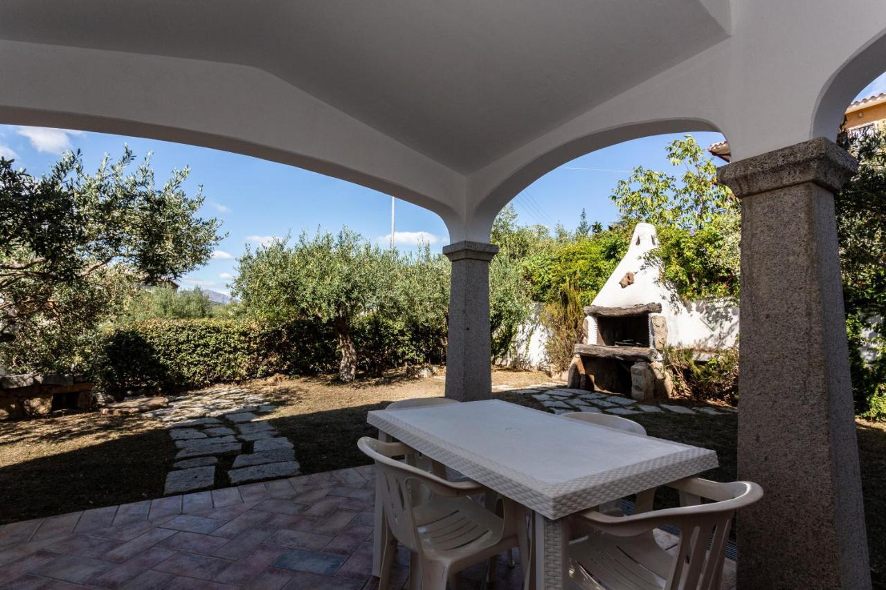 Villa I Ginepri Budoni Bagian luar foto