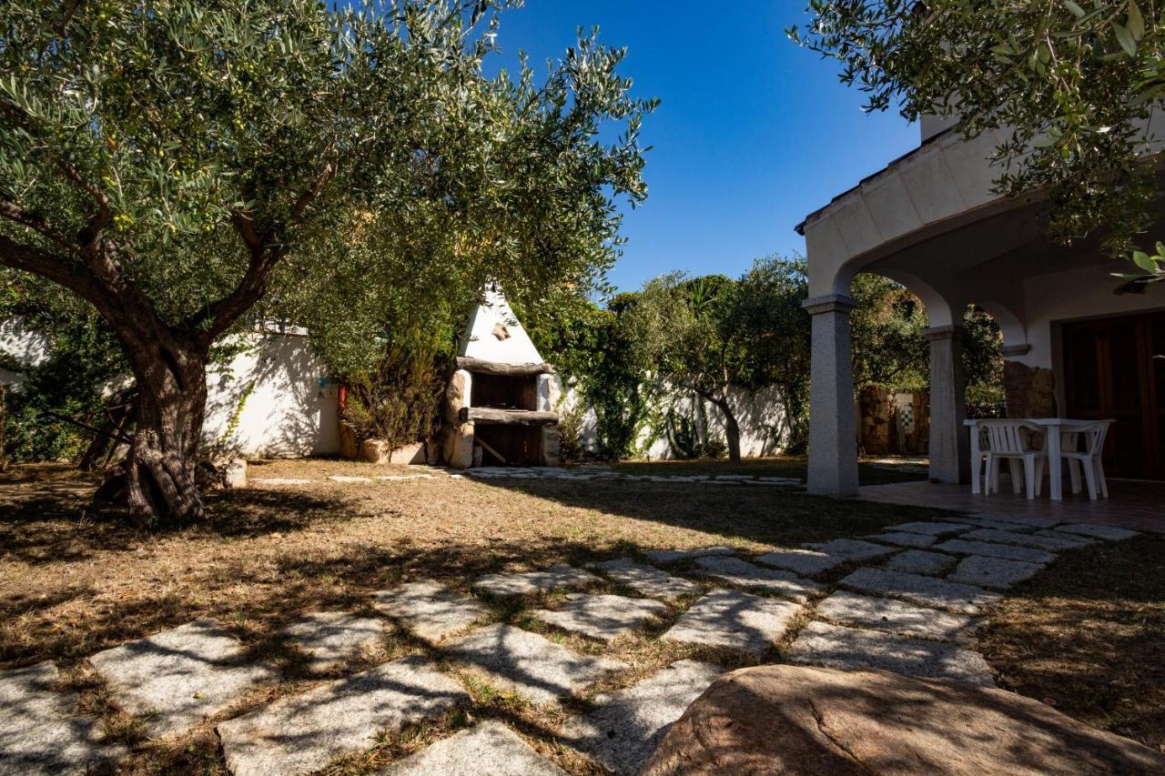 Villa I Ginepri Budoni Bagian luar foto
